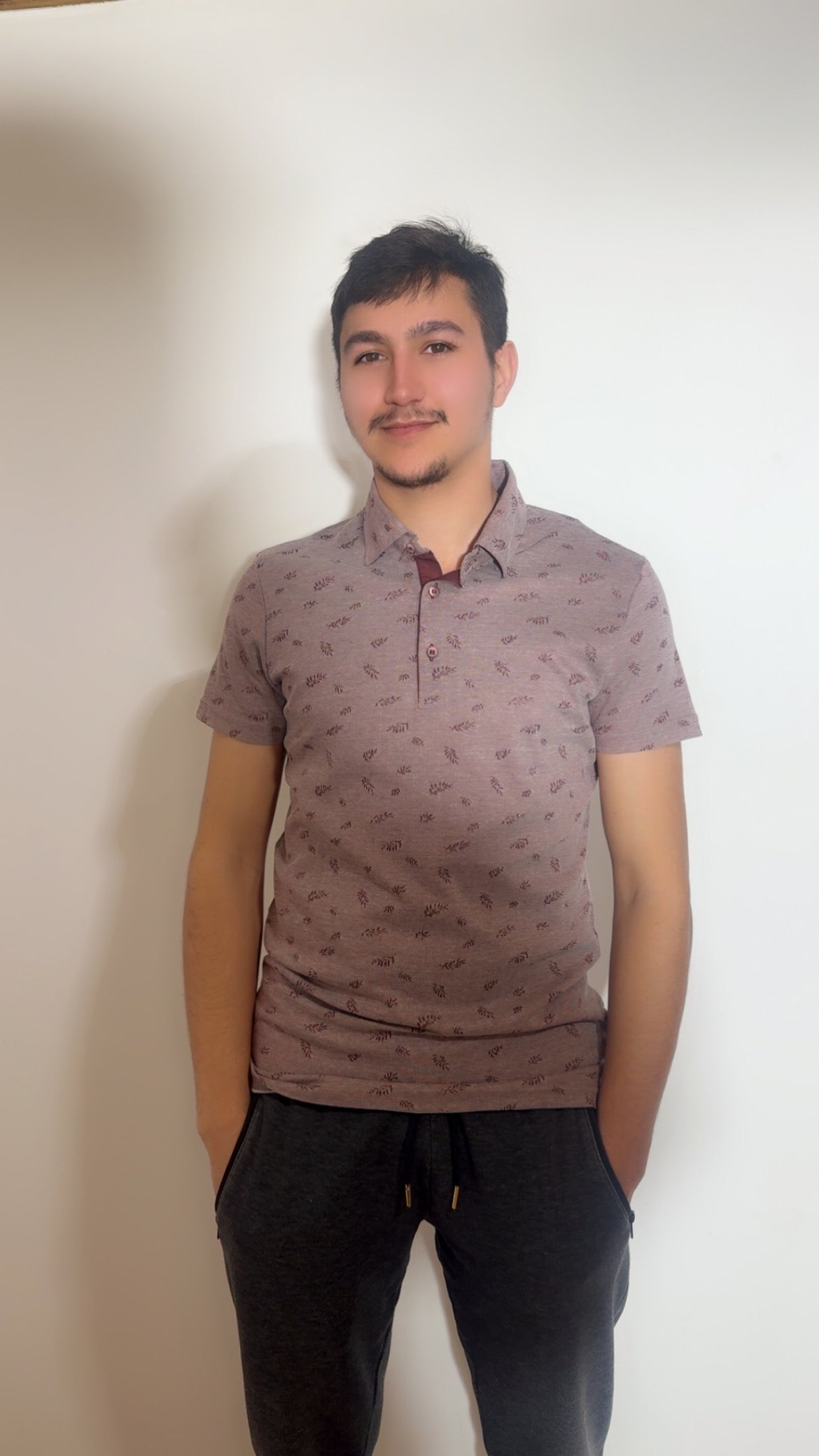 Tricou